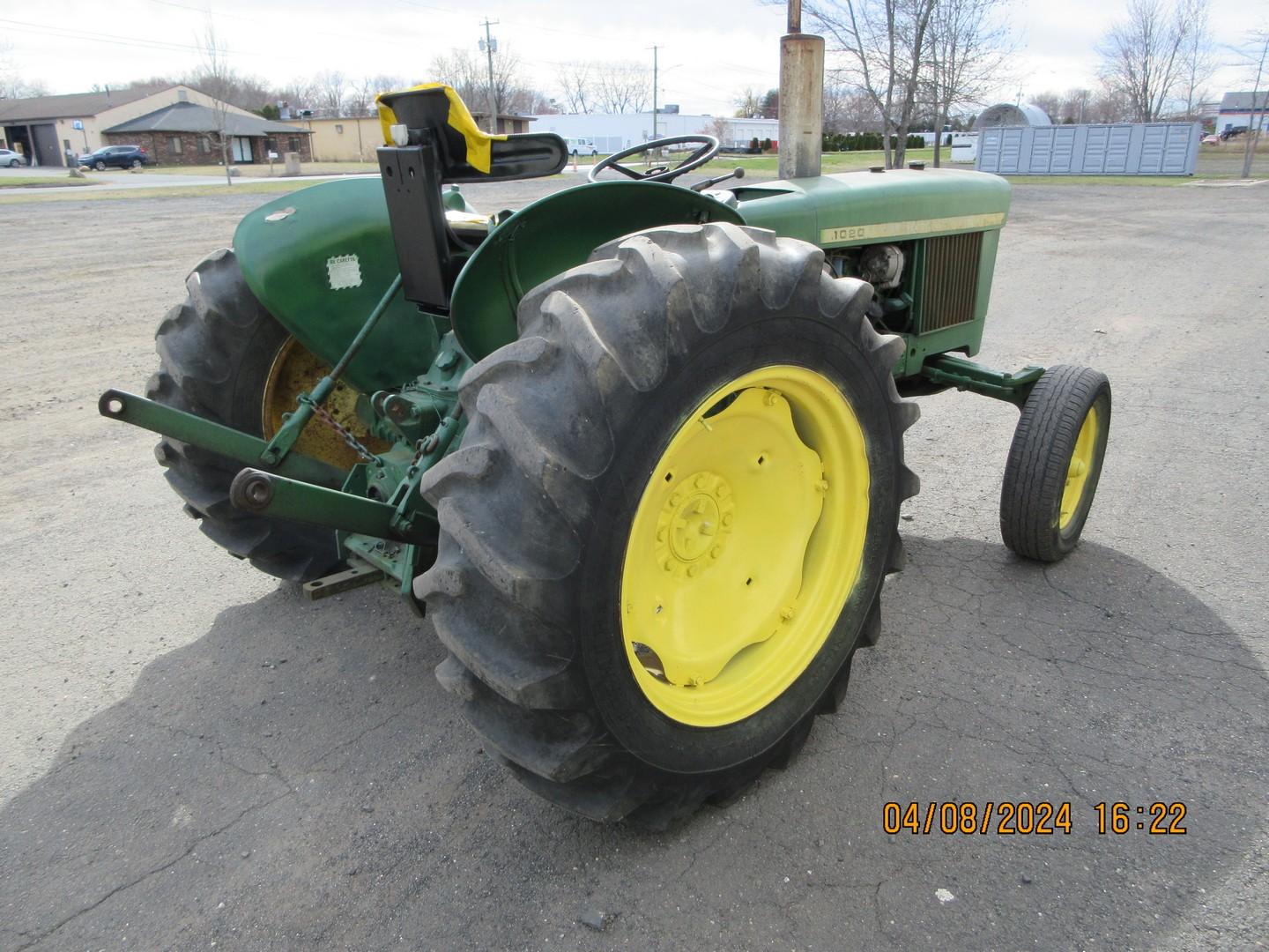 John Deere 1020 AG Tractor