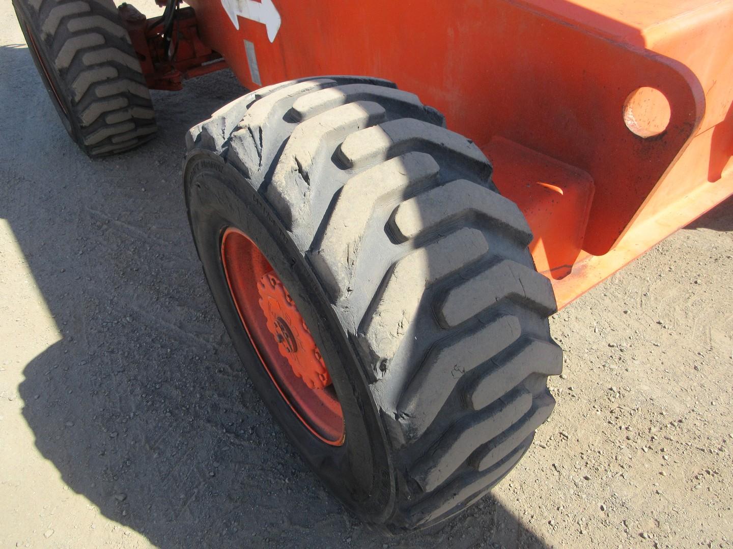 2000 JLG 660SJ Boom Lift