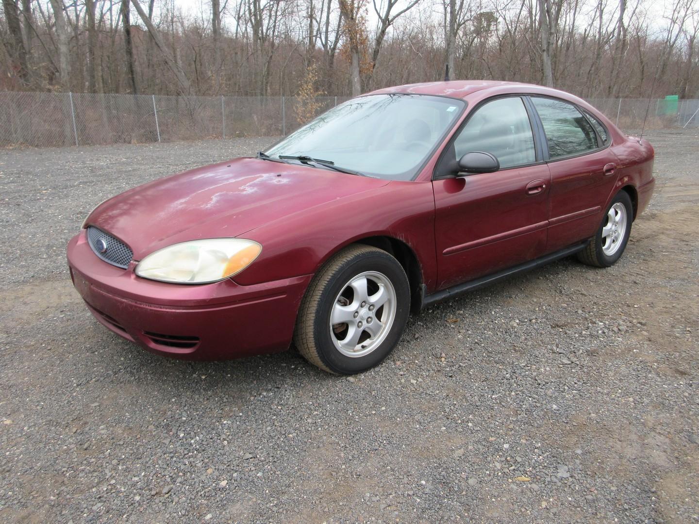 2006 Ford Taurus SE Automobile