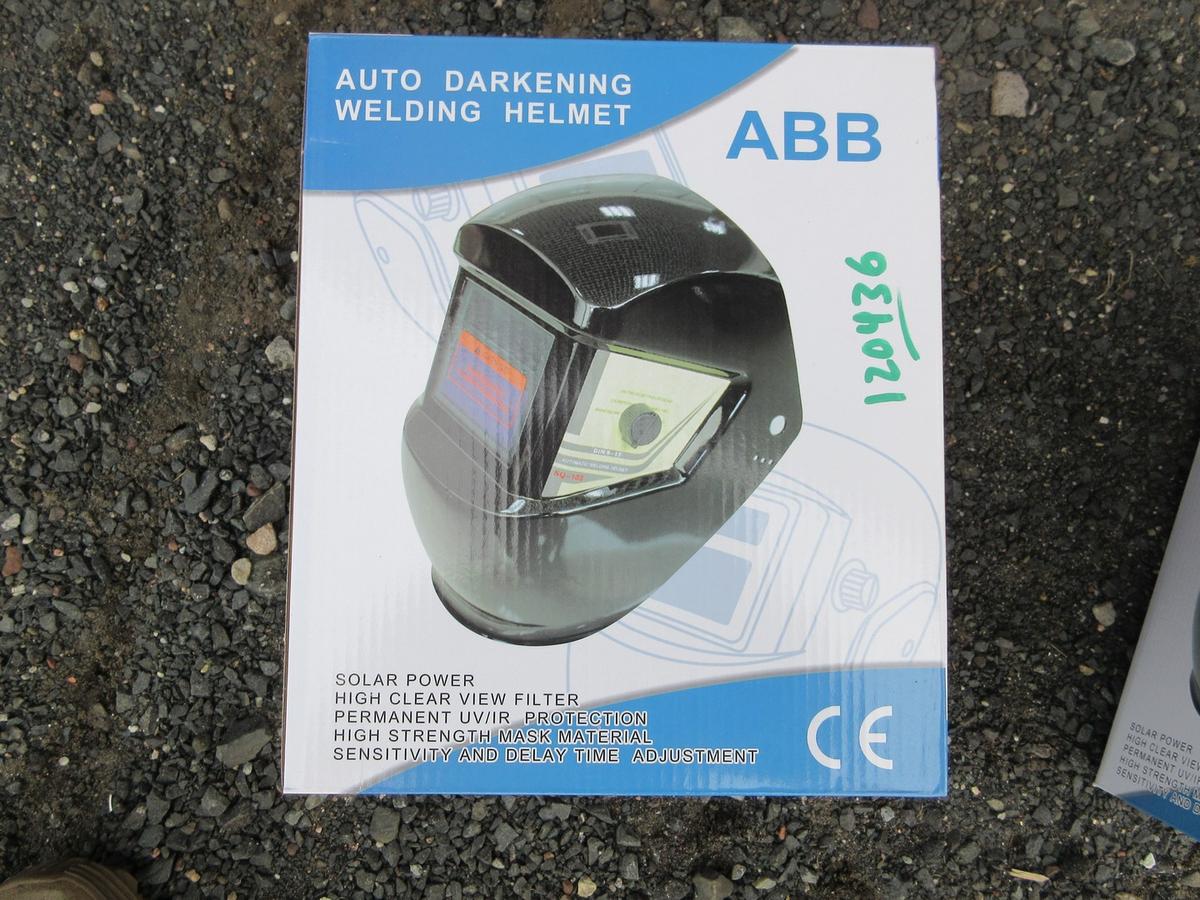 Auto Darkening Welding Helmet