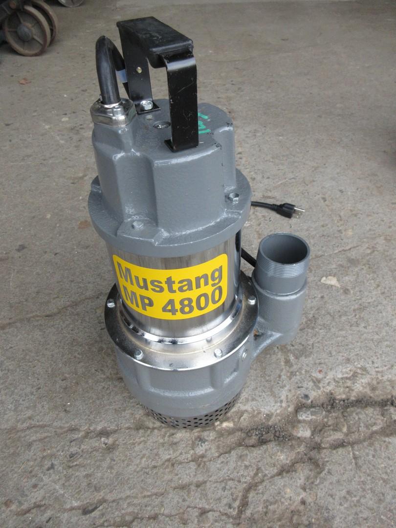 Mustang MP4800 2" Submersible Water Pump