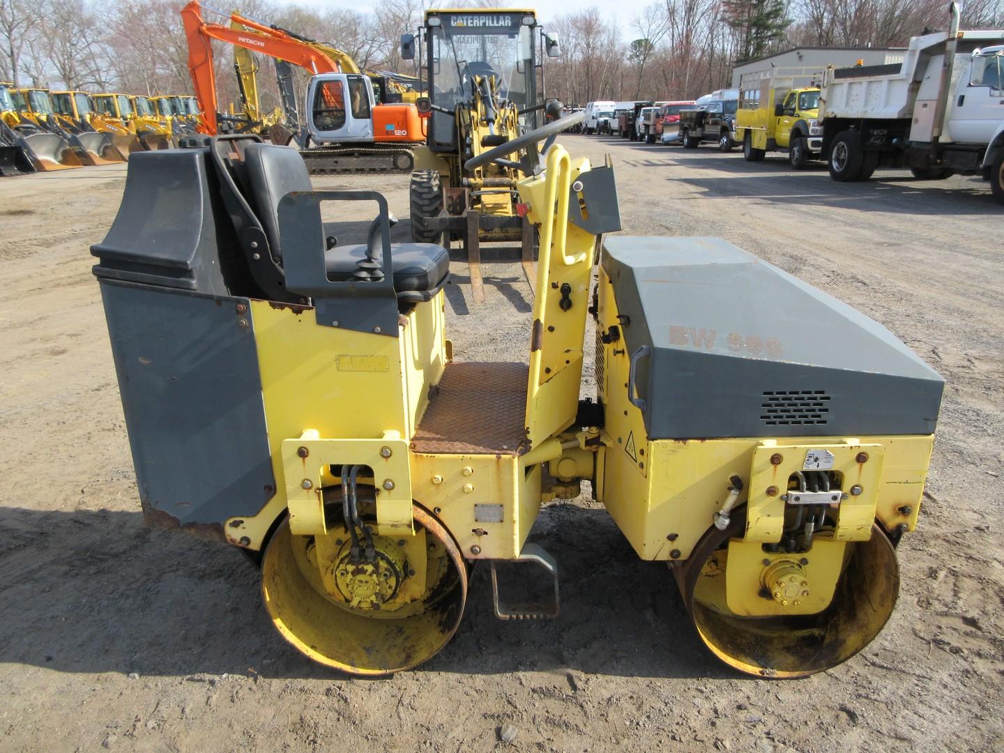 2001 Bomag BW900 Double Drum Vibratory Roller