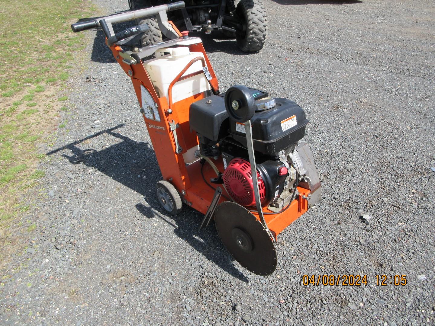 Husqvarna FS400LV Walk Behind Road Saw