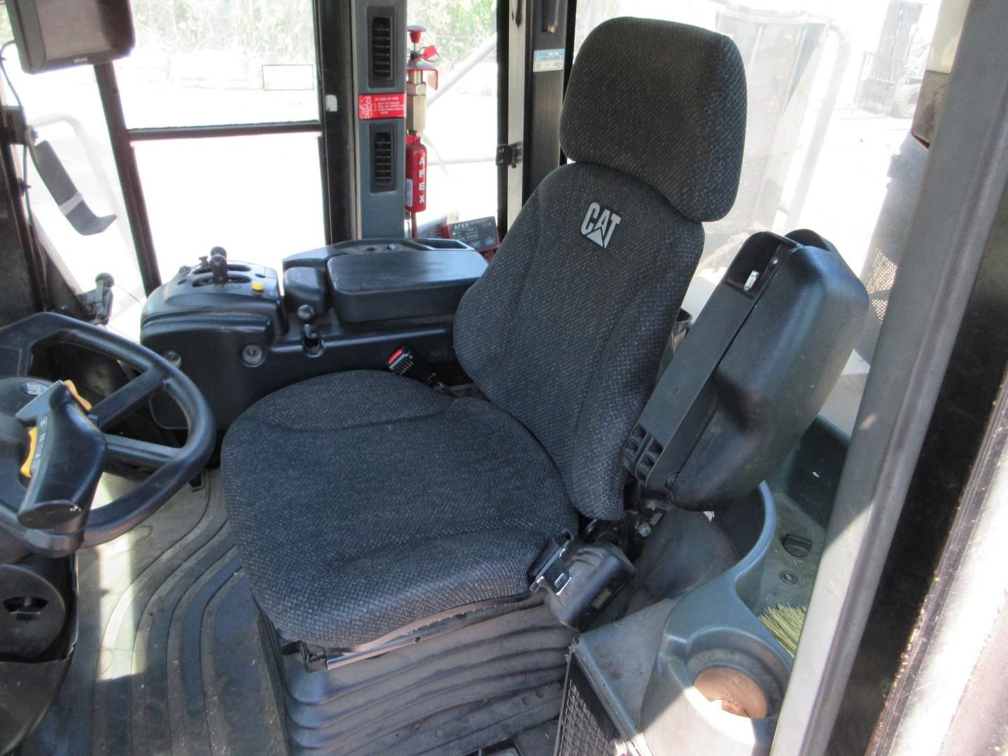 2004 CATERPILLAR 980G SERIES II RUBBER TIRE WHEEL LOADER