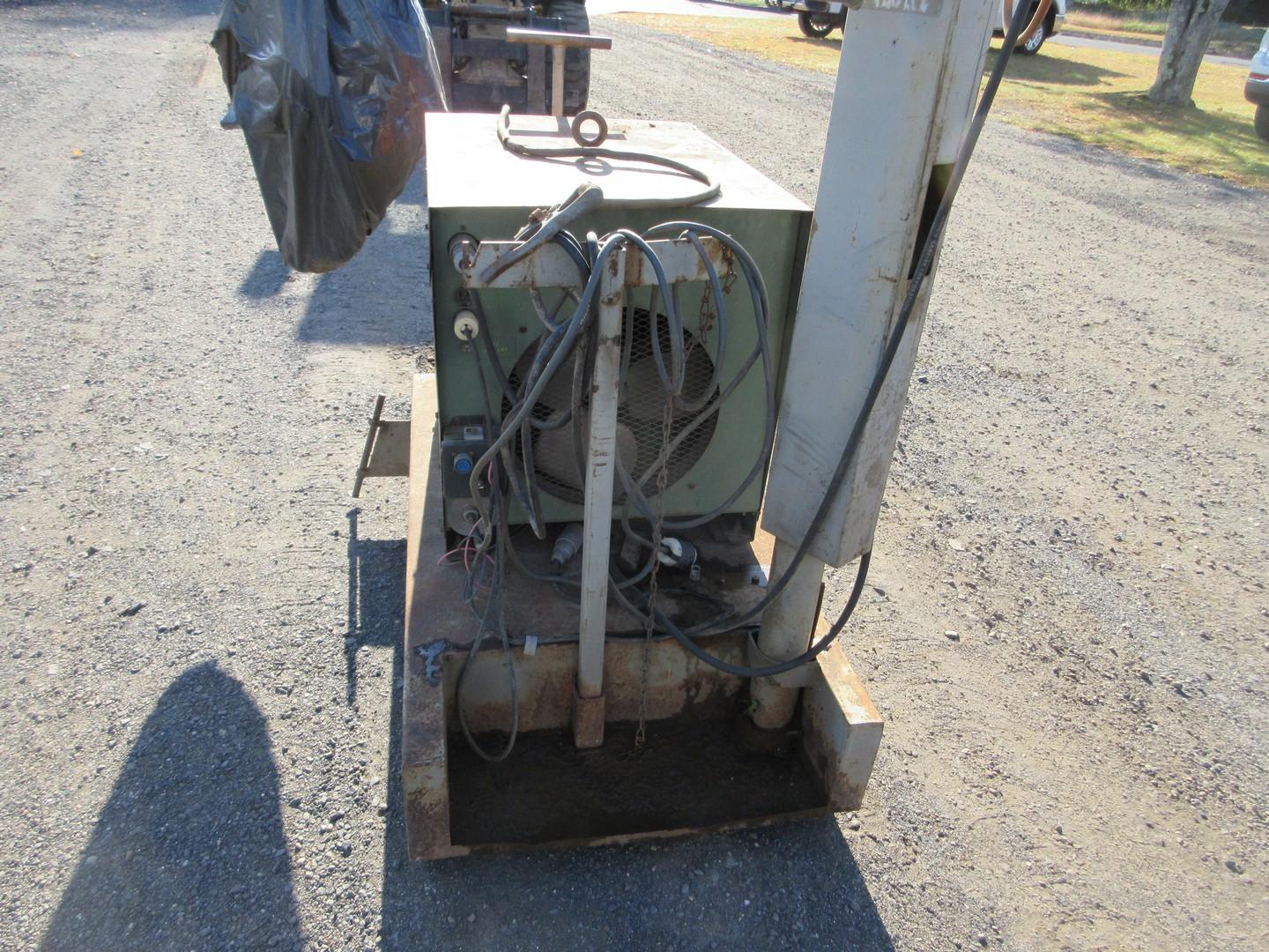LINDE VI-252 WELDER