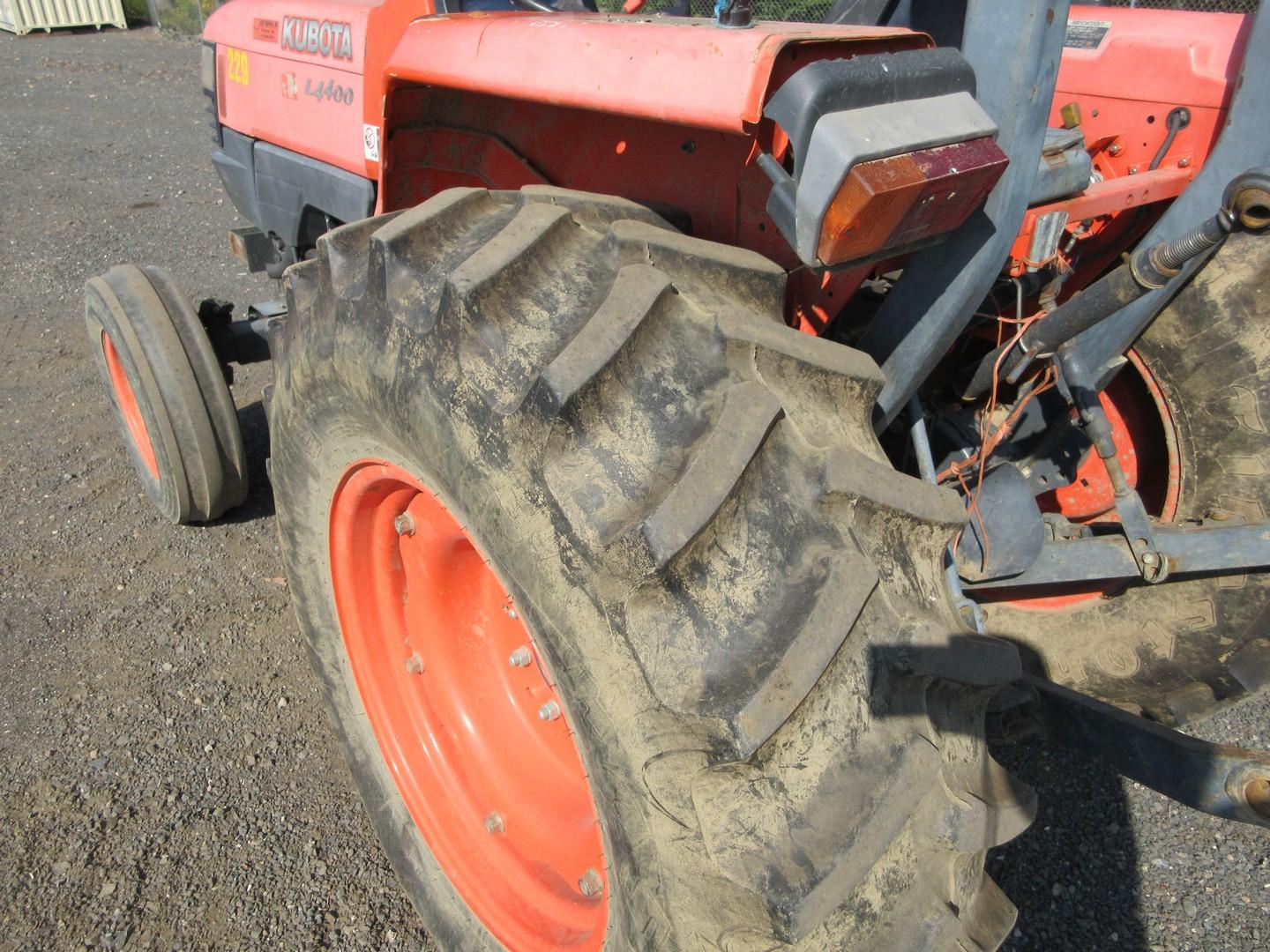 KUBOTA L4400E TRACTOR