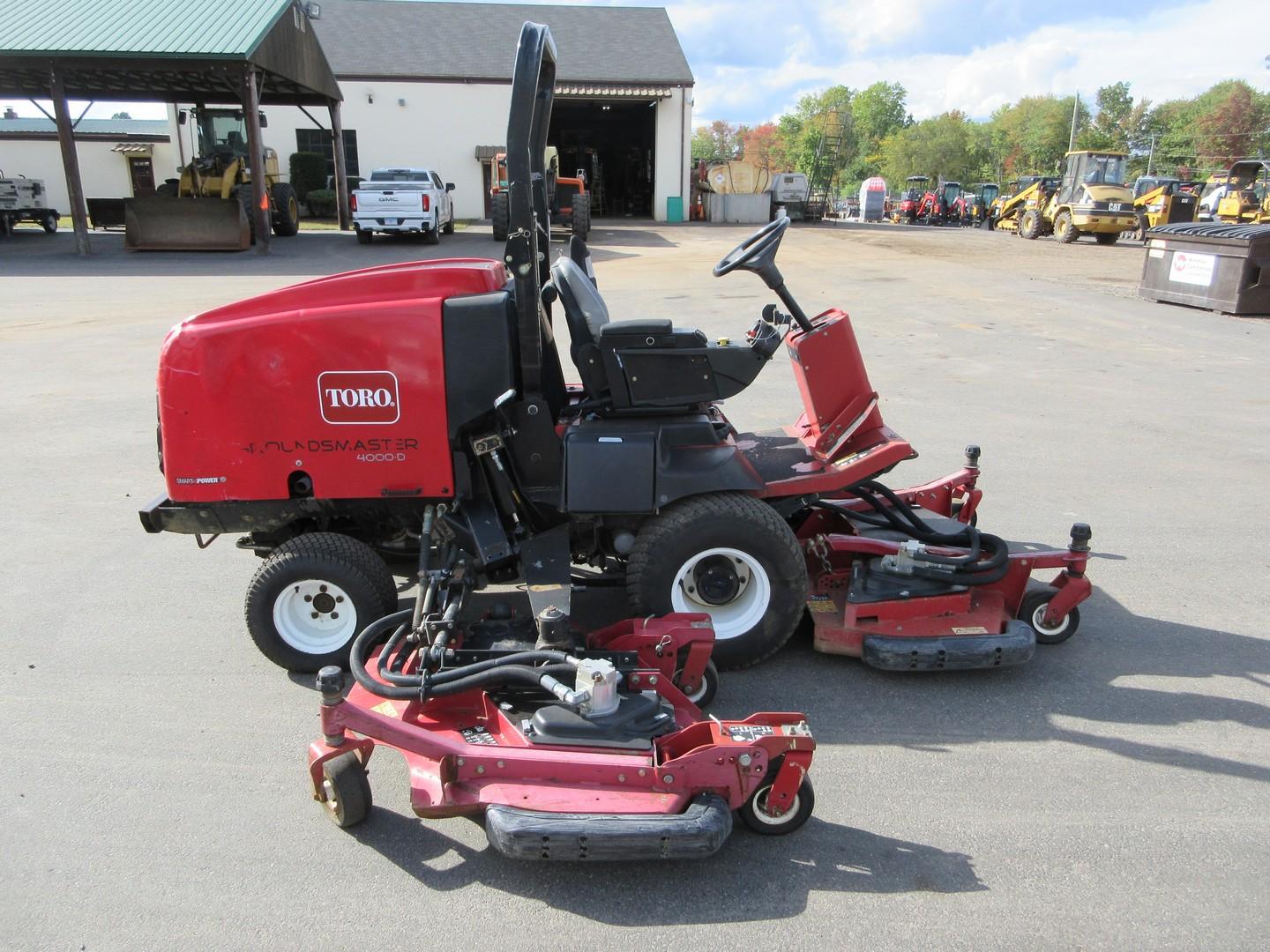 2016 TORO GROUNDSMASTER 4000D MOWER