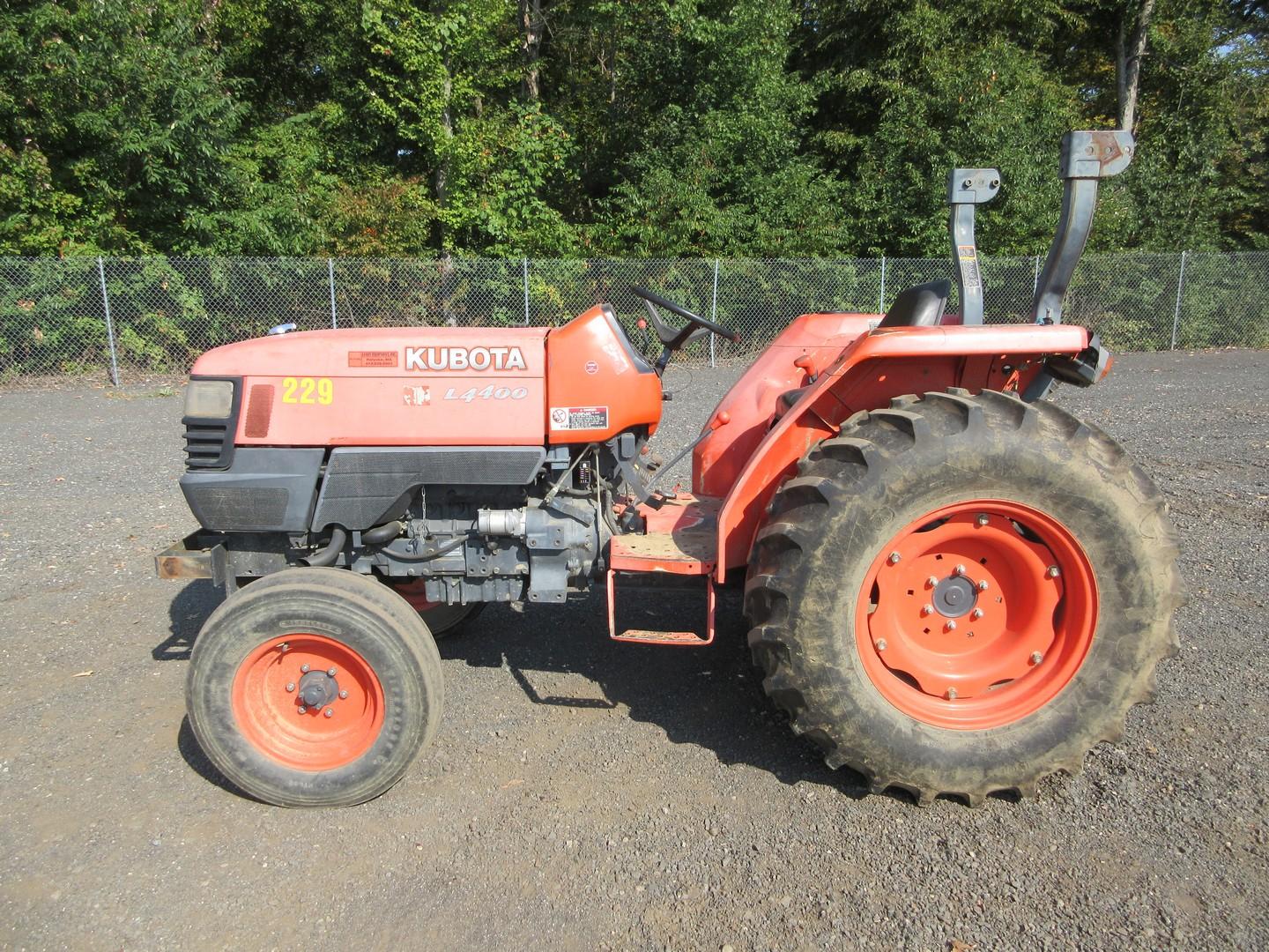 KUBOTA L4400E TRACTOR