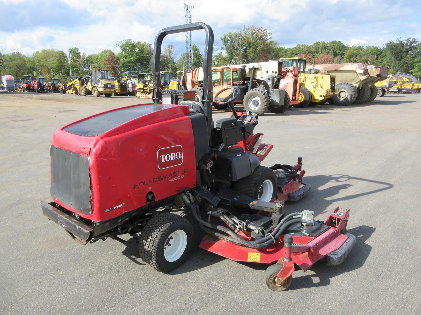2016 TORO GROUNDSMASTER 4000D MOWER