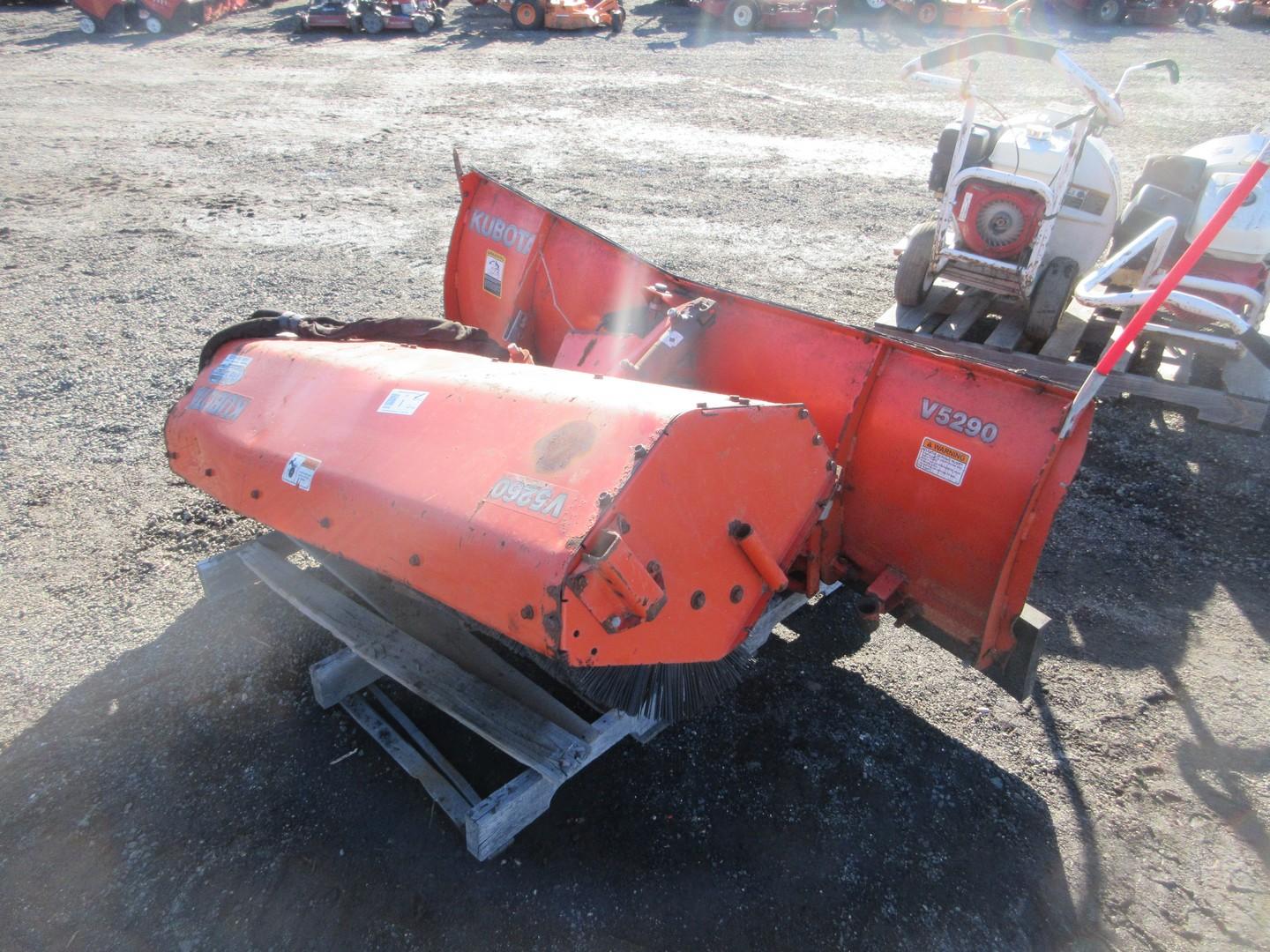 KUBOTA V5290 72" SNOW PLOW,