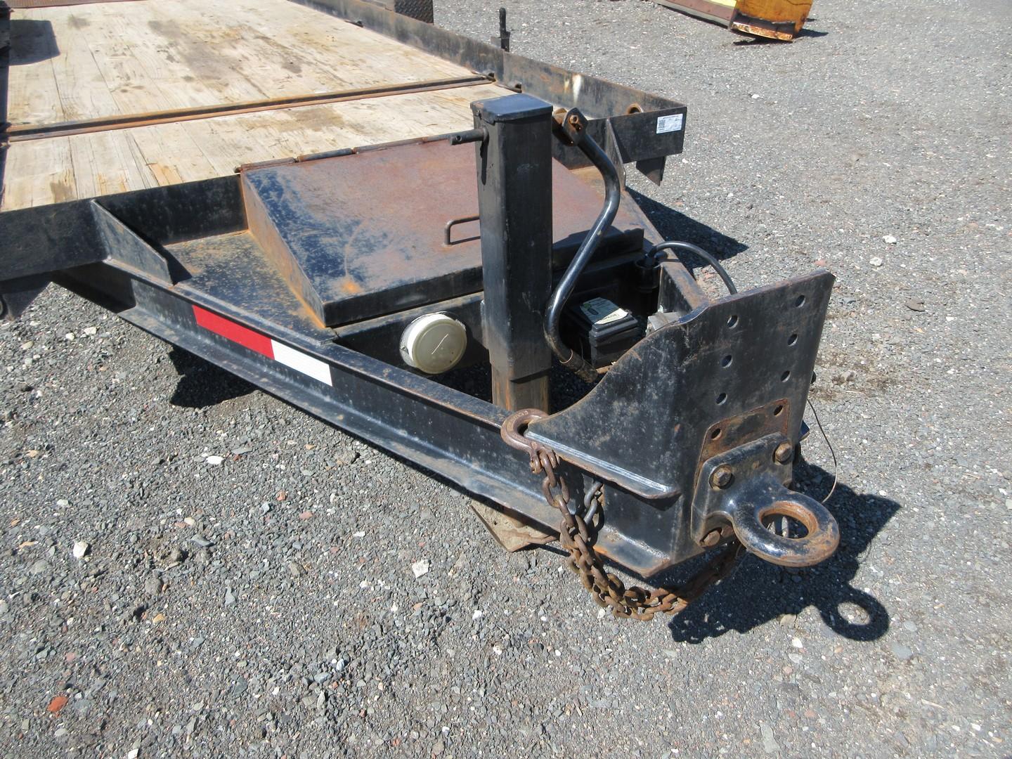 2005 CAM 19' T/A TILT DECK TRAILER