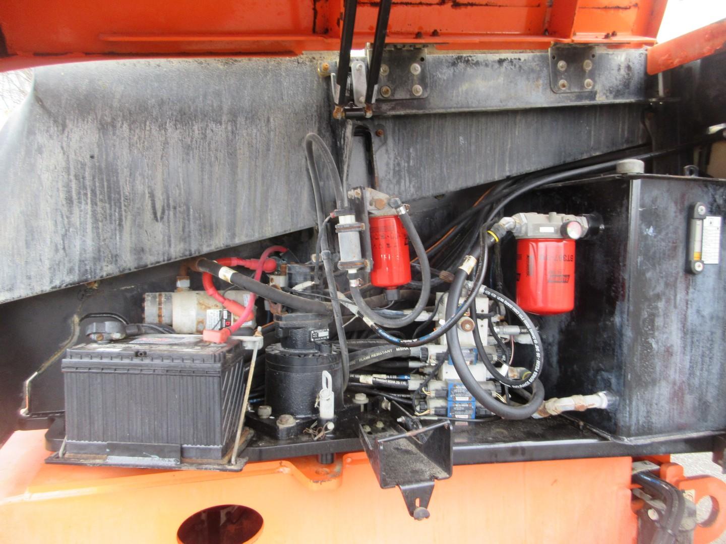 2015 JLG 600S BOOM LIFT