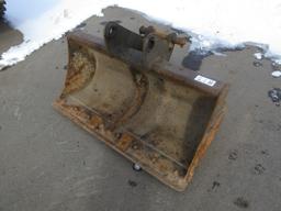 GEITH 48" CLEANUP BUCKET WITH BOCE