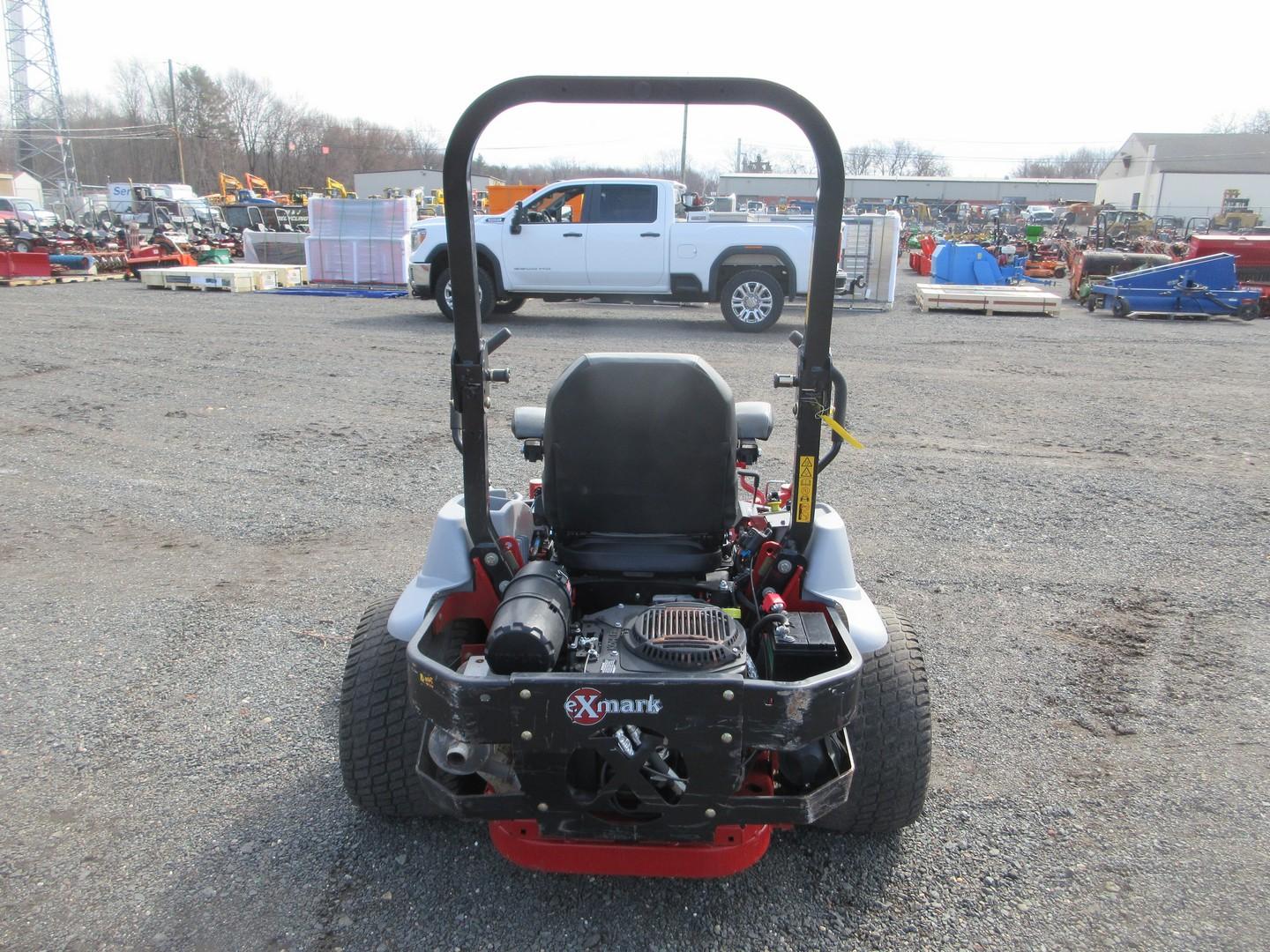 EXMARK LAZER Z ZERO TURN MOWER
