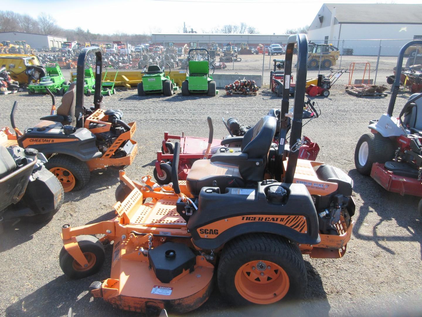 SCAG TIGER CAT II ZERO TURN MOWER