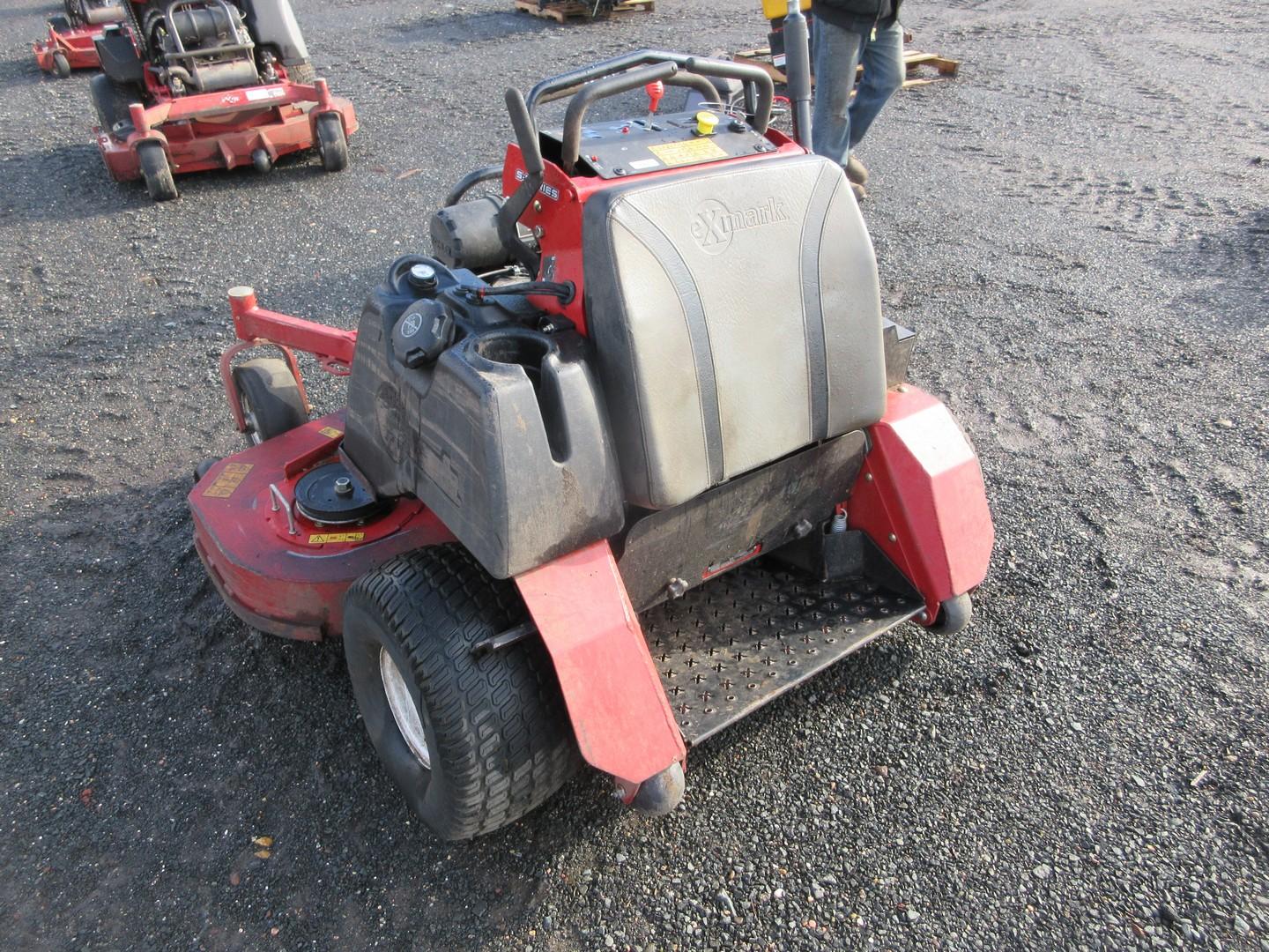 EXMARK STANDER MOWER