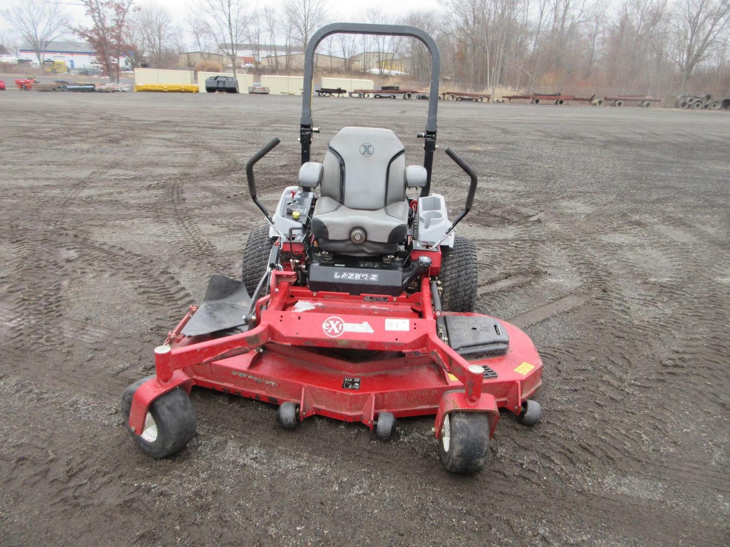 EXMARK LAZER Z ZERO TURN MOWER