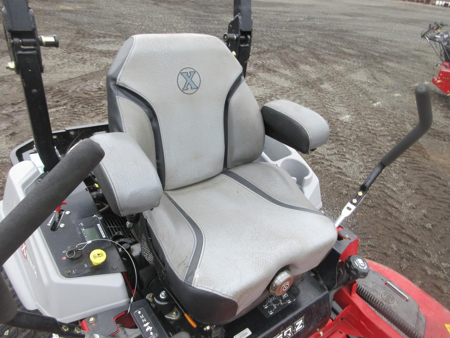 EXMARK LAZER Z ZERO TURN MOWER