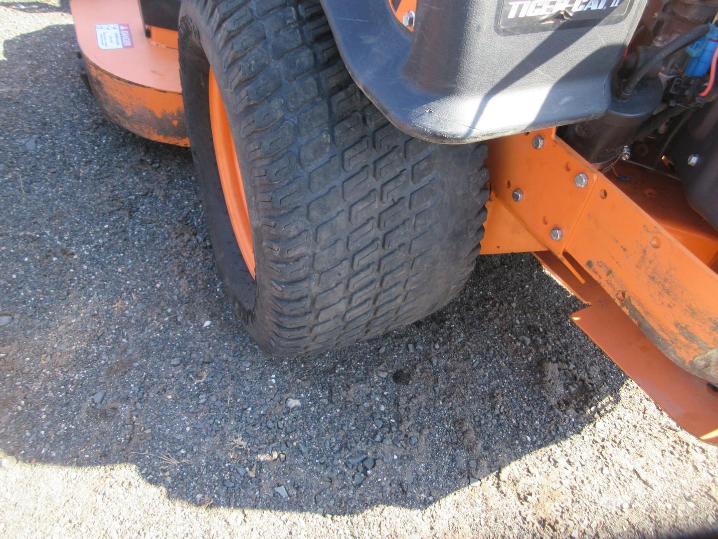 SCAG TIGER CAT II ZERO TURN MOWER