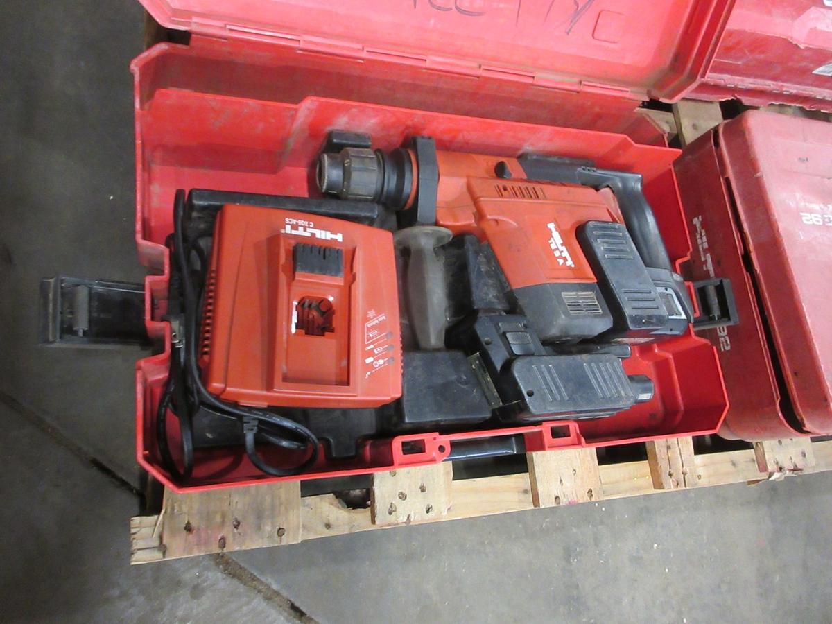 HILTI TE5A BATTERY POWERED HAMMER DRILL
