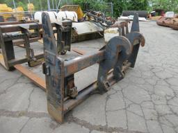 CATERPILLAR 68" FORKS
