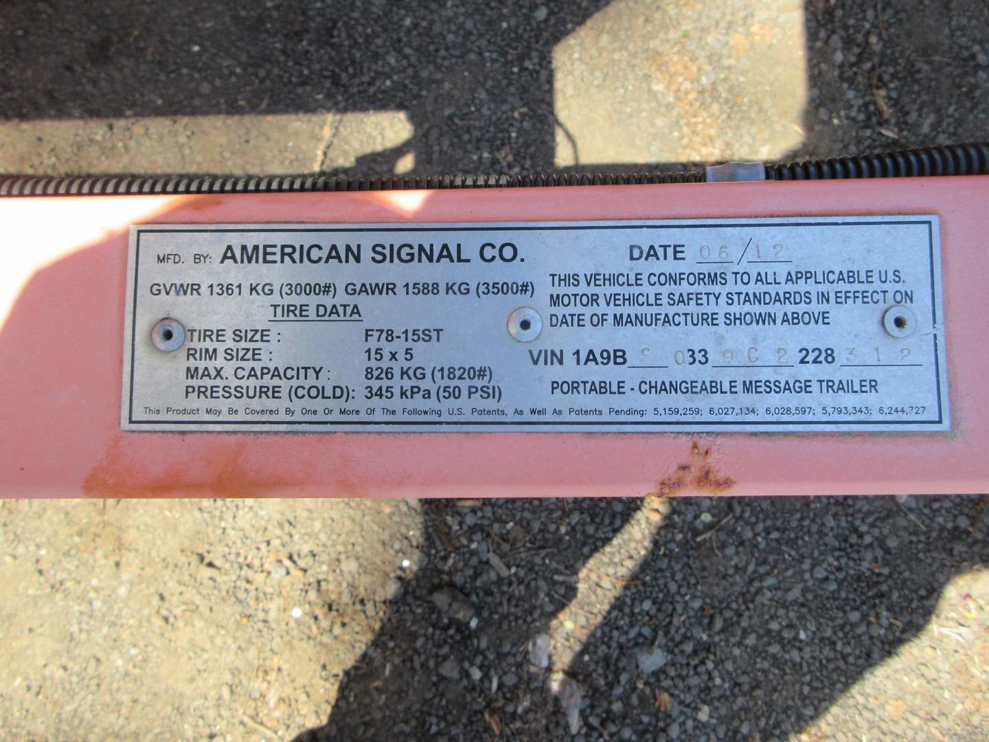 2012 AMERICAN SIGNAL TOW BEHIND MESSAGE BOARD