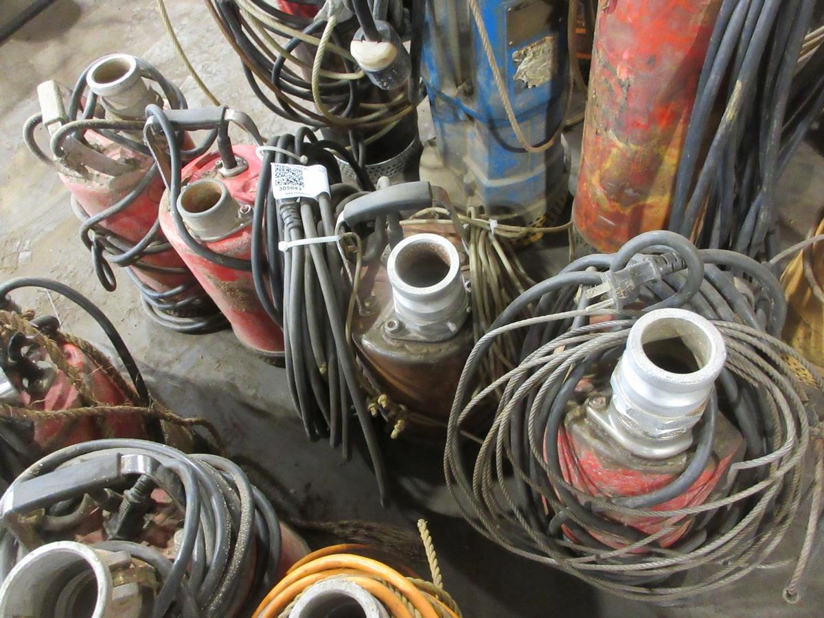 (4) SUBMERSIBLE PUMPS