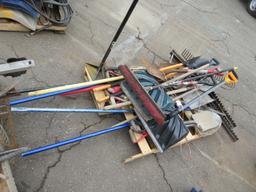 QUANTITY OF ASSORTED HAND TOOLS