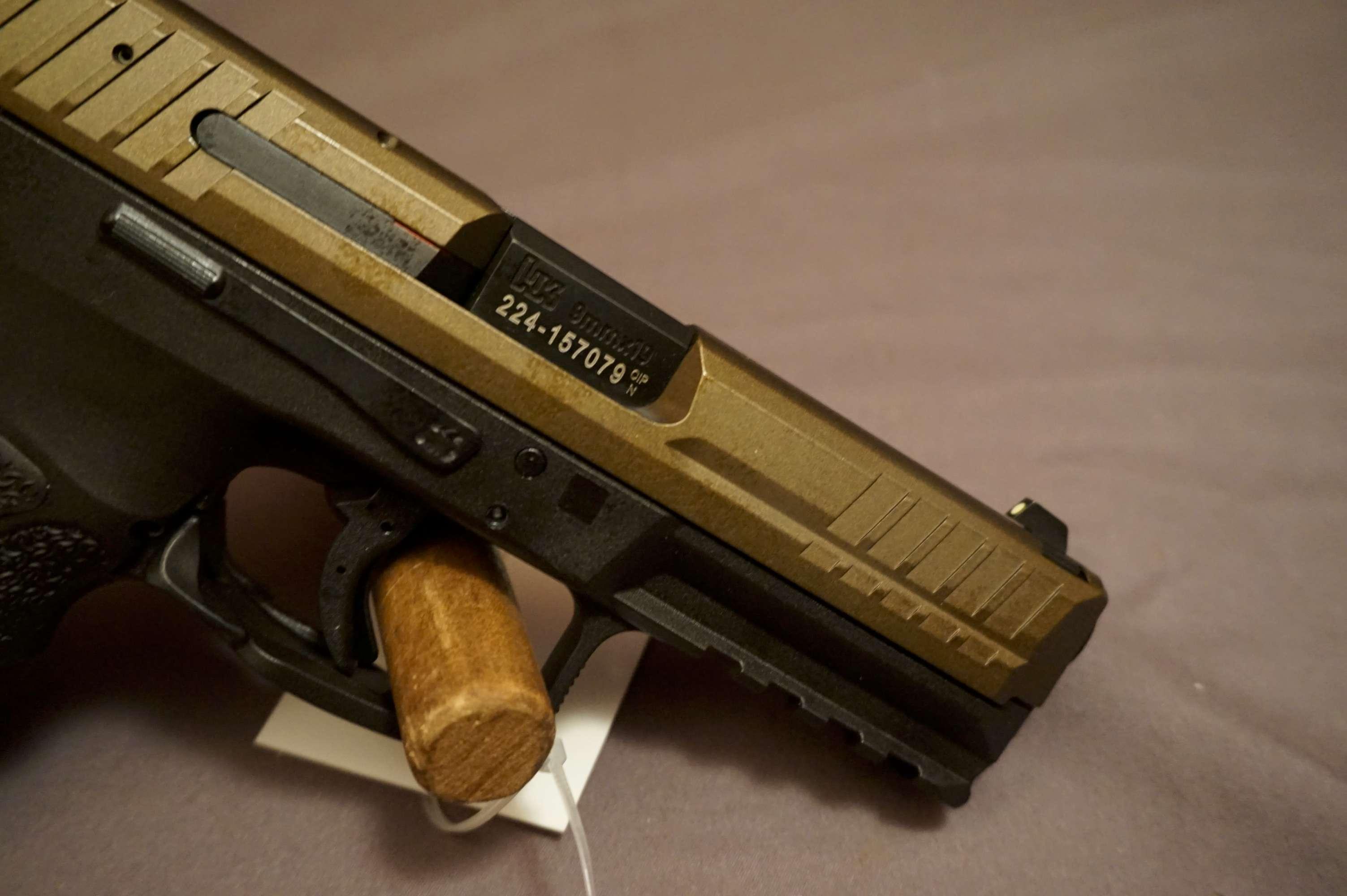 HK M. VB9 9mm Semi-auto Pistol
