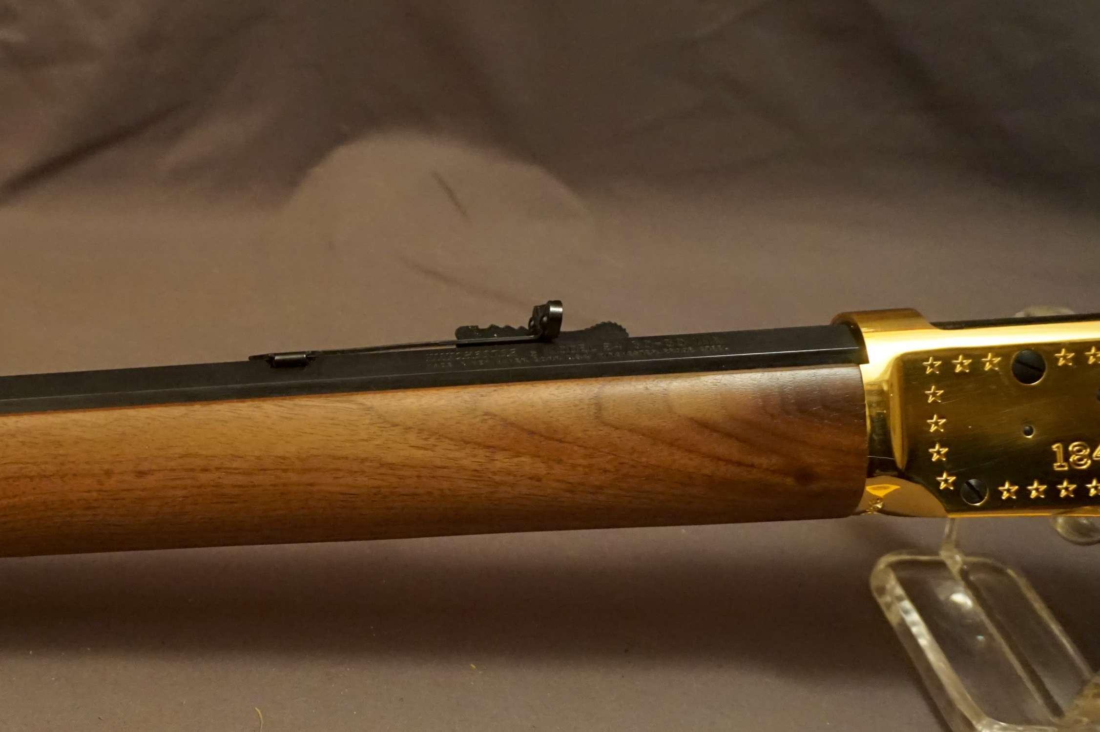 Winchester M. 94 .30-30 Under Six Flags Commemorative L/A Rifle