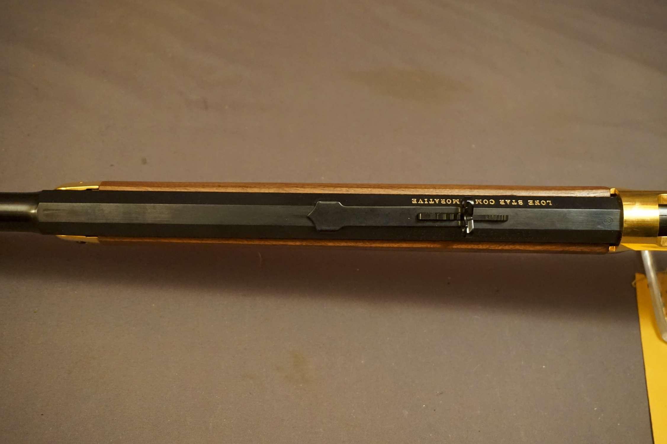 Winchester M. 94 .30-30 Under Six Flags Commemorative L/A Rifle