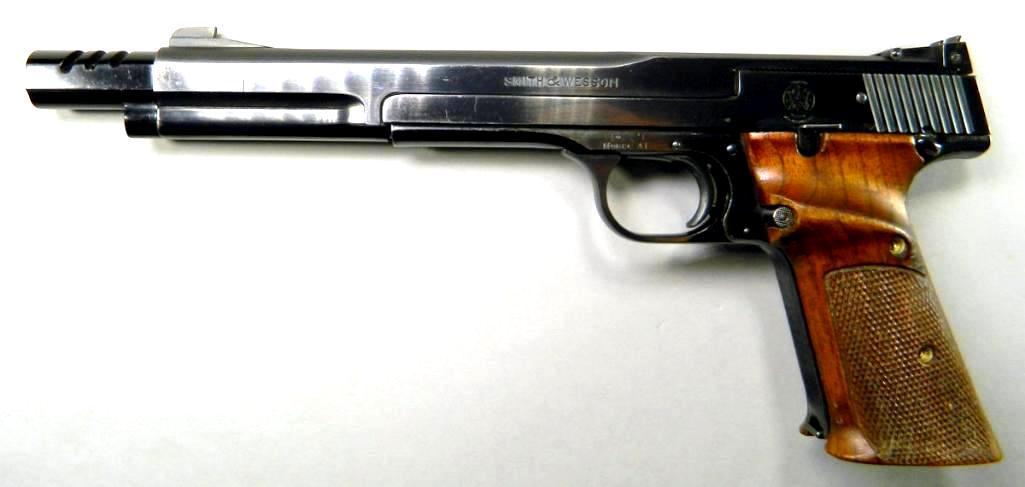 Smith & Wesson Model 41 .22 Caliber Semi-auto Pistol with Muzzle Compensator
