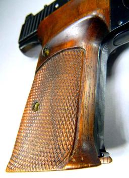 Smith & Wesson Model 41 .22 Caliber Semi-auto Pistol with Muzzle Compensator