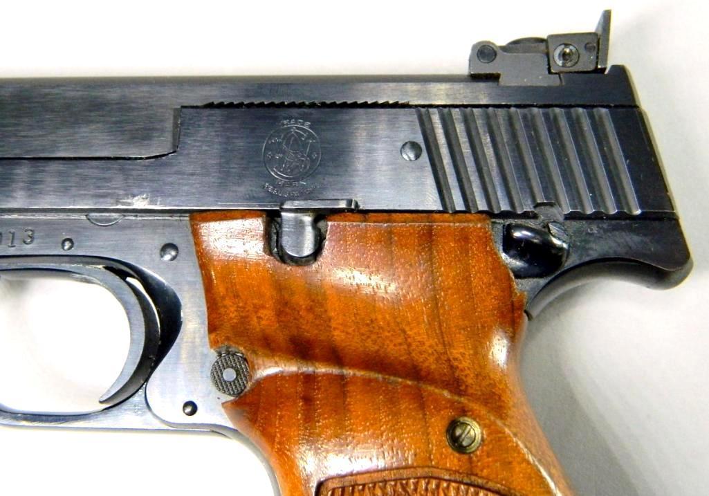 Smith & Wesson Model 41 .22 Caliber Semi-auto Pistol