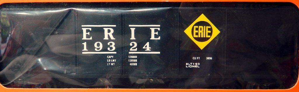 Lionel 'Katy'...Liquidfied Oxygen Car, Erie Four-Bay Hopper with Coal Load, and SP Flatcar with Load