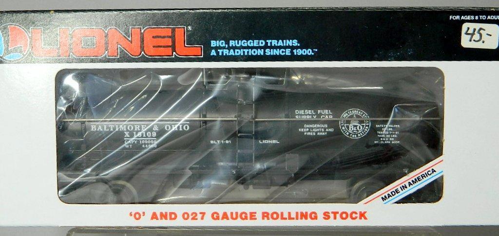 Lionel O and O27 Gauge Rolling Stock Cars