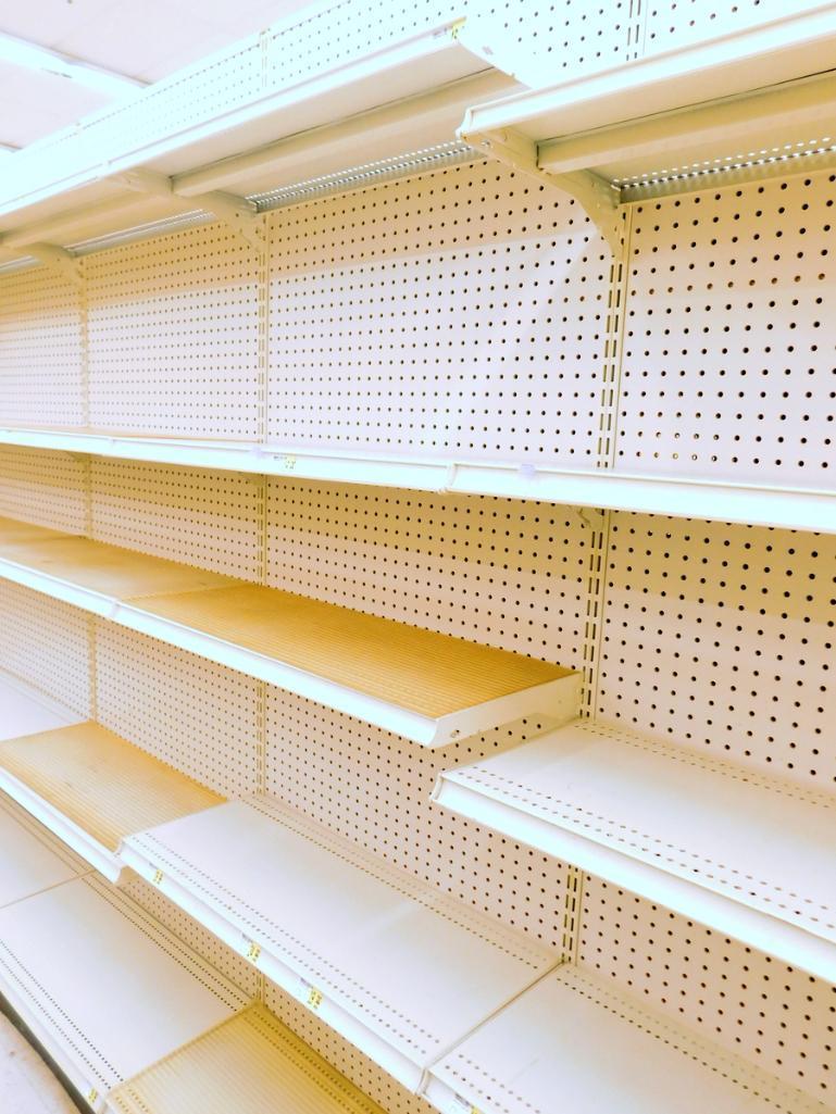 Gondola Shelving: Aisle Unit, 22'6" Long, 7 Bases, 23 Shelves