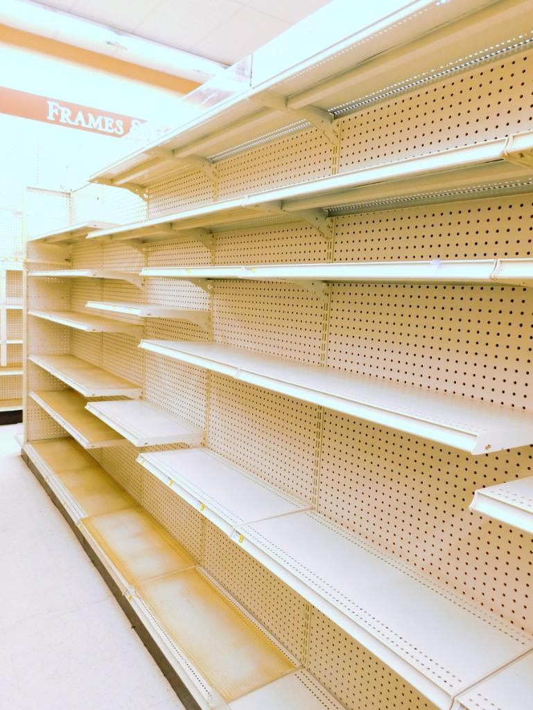 Gondola Shelving: Aisle Unit, 22'6" Long, 7 Bases, 23 Shelves