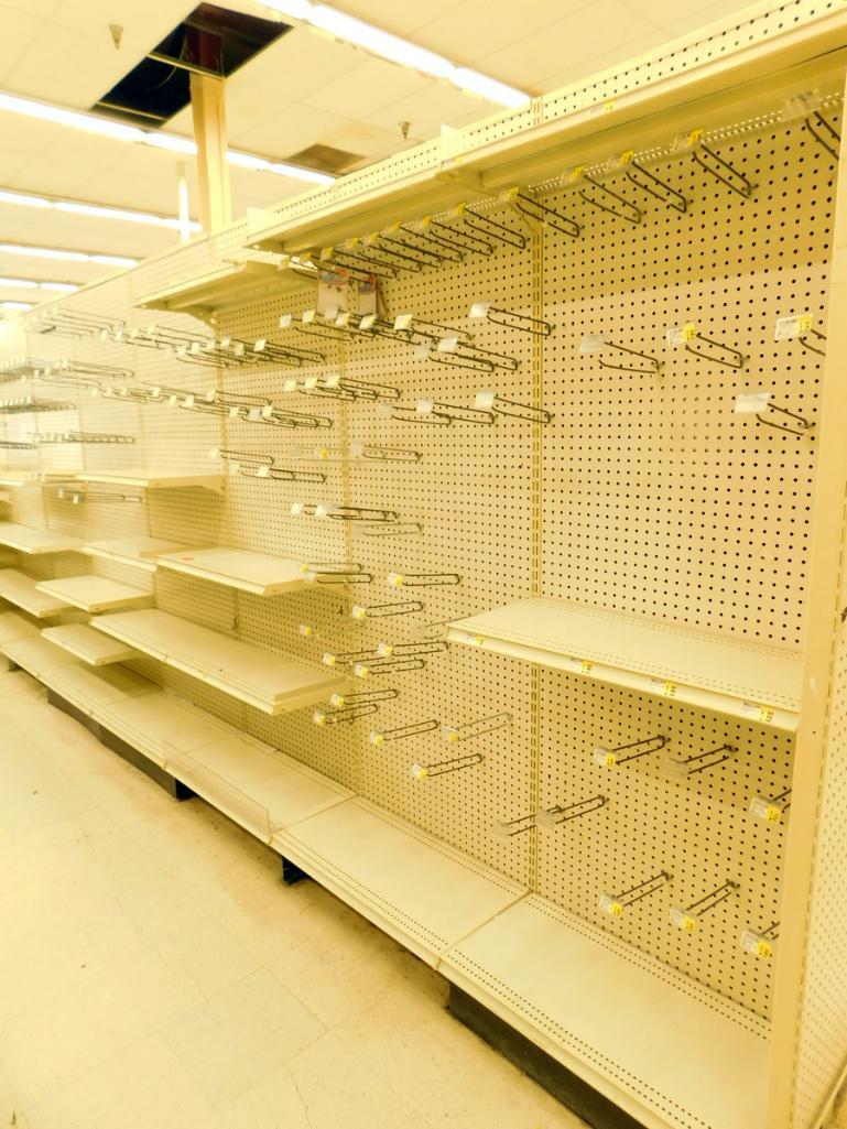 Gondola Shelving: 24' Long, 10 Bases, 1 Wire Display, 37 Shelves