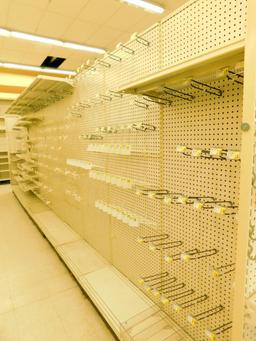 Gondola Shelving: 24' Long, 10 Bases, 1 Wire Display, 37 Shelves