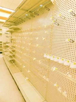 Gondola Shelving: 24' Long, 10 Bases, 1 Wire Display, 37 Shelves