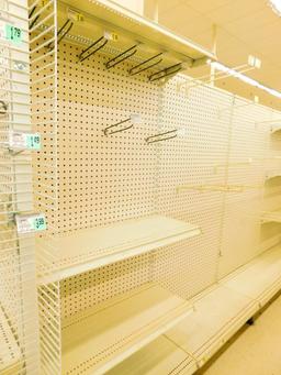 Gondola Shelving: Aisle Unit, 11'4" Long, 5 Bases, 1 Wire Display, 22 Shelves