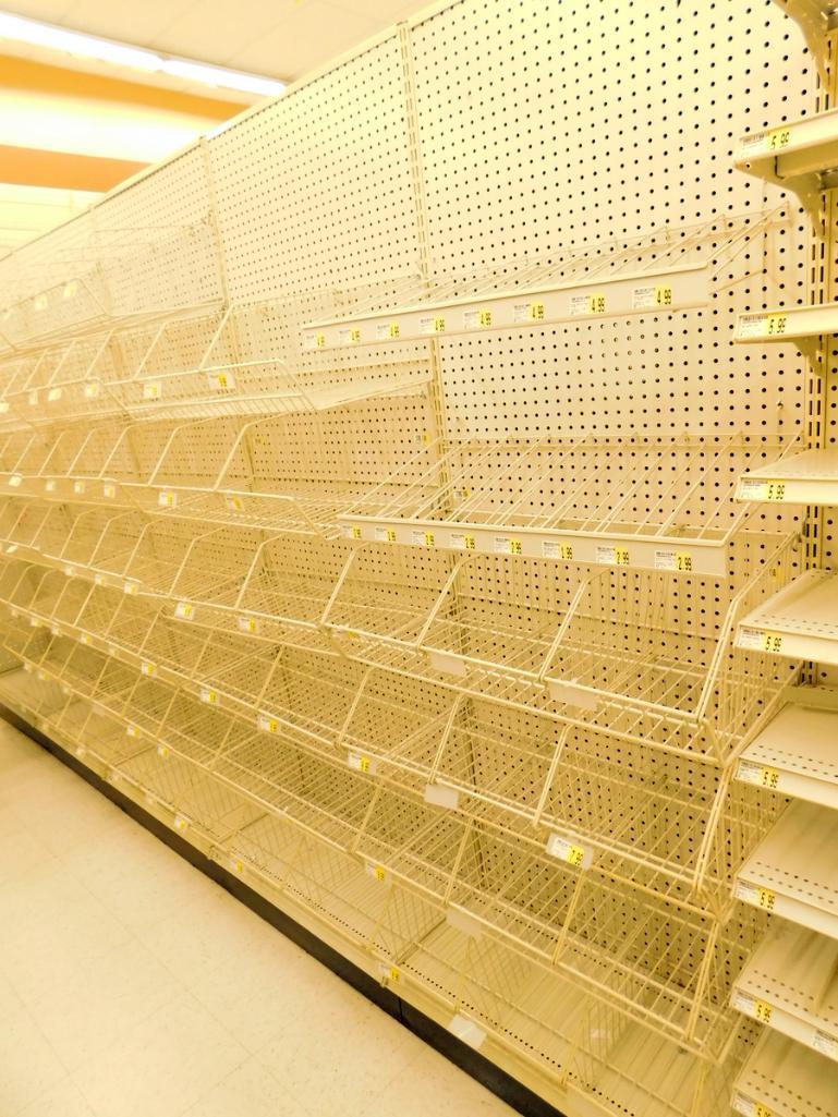 Gondola Shelving: Aisle Unit, 23'8" Long, 10 Bases, 39 Wire Displays, 51 Shelves
