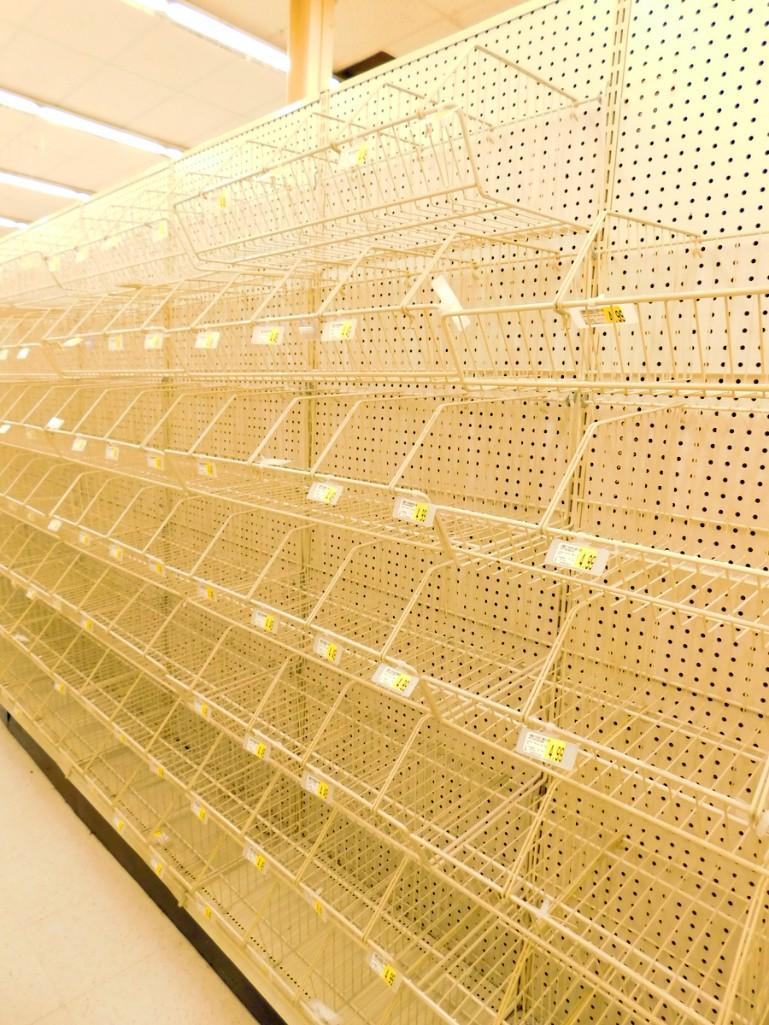 Gondola Shelving: Aisle Unit, 23'8" Long, 10 Bases, 135 Wire Displays, 4 Shelves