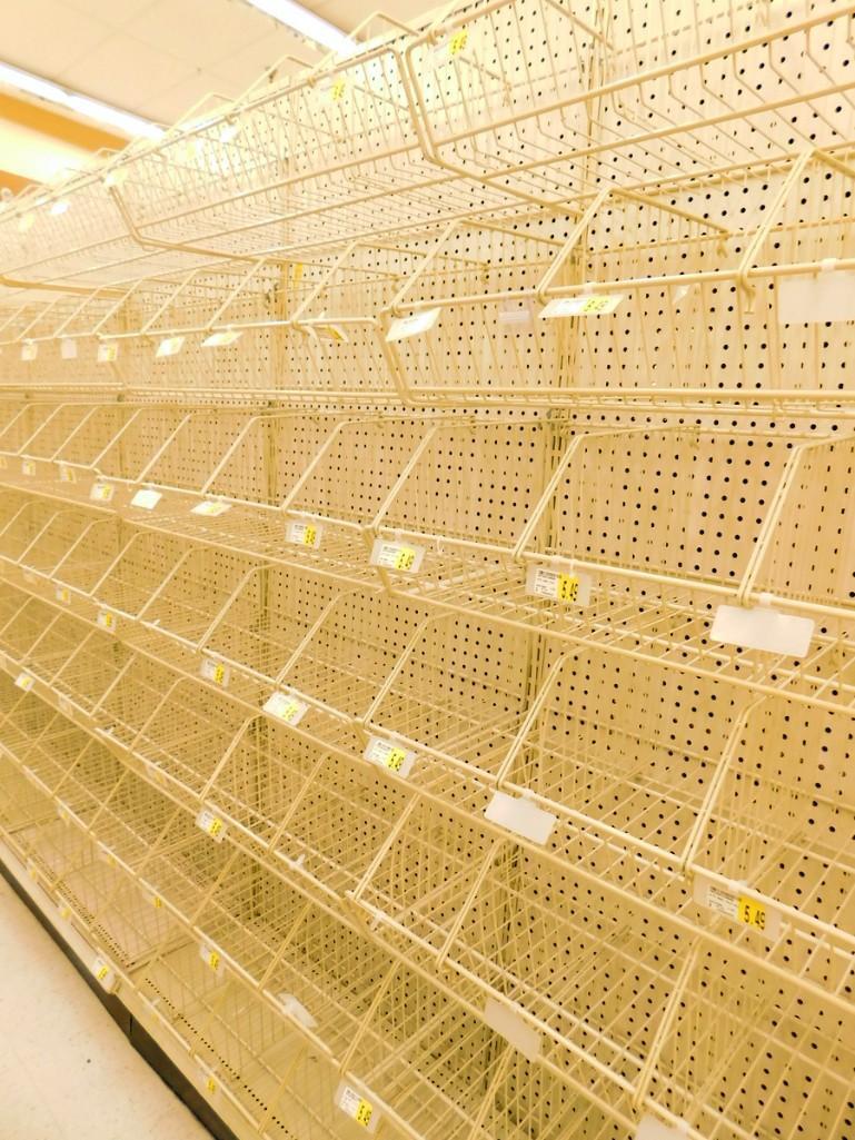 Gondola Shelving: Aisle Unit, 23'8" Long, 10 Bases, 135 Wire Displays, 4 Shelves
