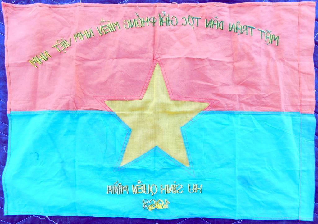 Viet Nam Era Army Viet Cong VC Combat Unit Battle Flag