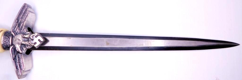 German WWII Luftwaffe Officers Dagger and Scabbard