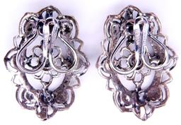 Napier Ladies Designer Costume Jewelry Clasp Earrings