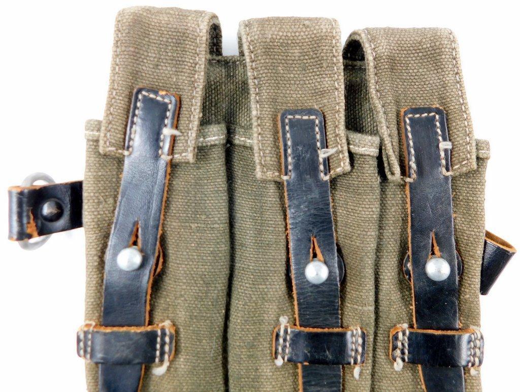 German WWII Smiser MP40 Machine Gun Clip Pouch
