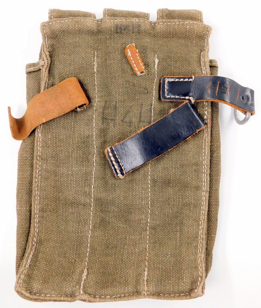 German WWII Smiser MP40 Machine Gun Clip Pouch